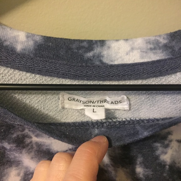 Grayson Threads “Weekend” Sweater - Picture 2 of 3